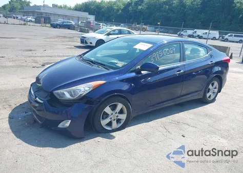 2013 Hyundai Elantra Gls z USA, uszkodzony, nr VIN 5NPDH4AE8DH329842
